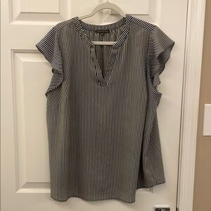 Adrianna Papell  Cap Sleeve Blouse with V Collar